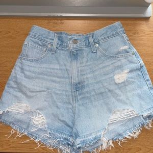 Levi shorts